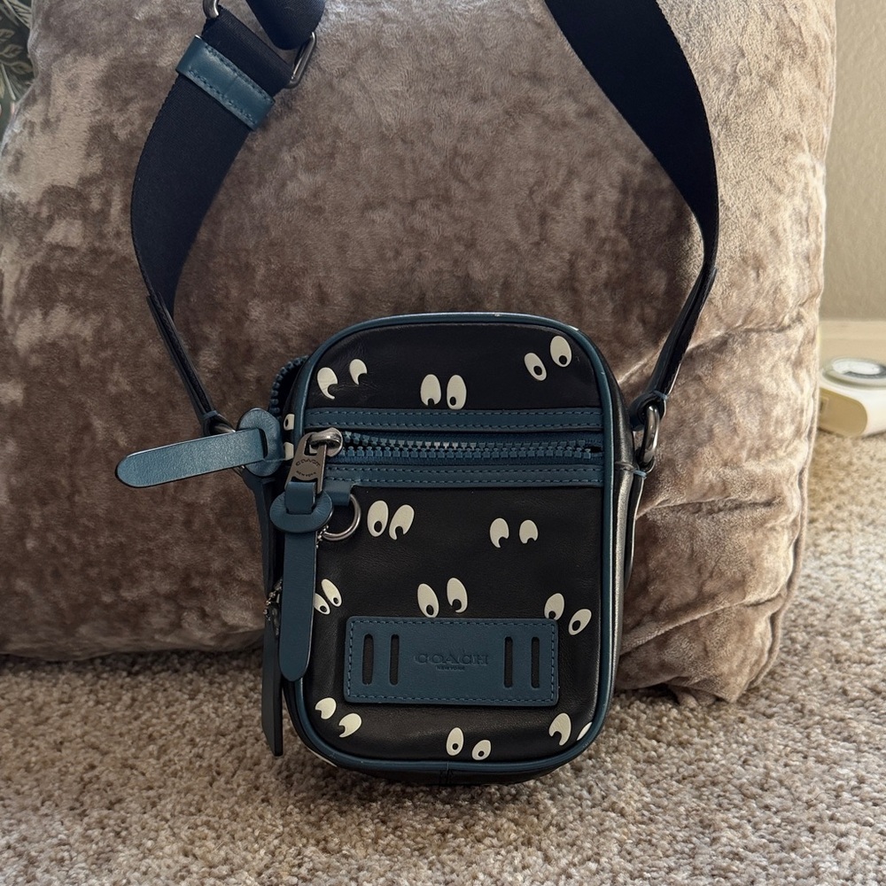 Coach x Disney Snow White and the Seven Dwarfs crossbody